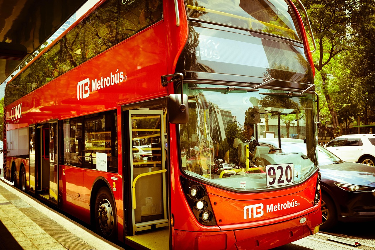 Bus 222最新动态，革新与进步引领公共交通新时代